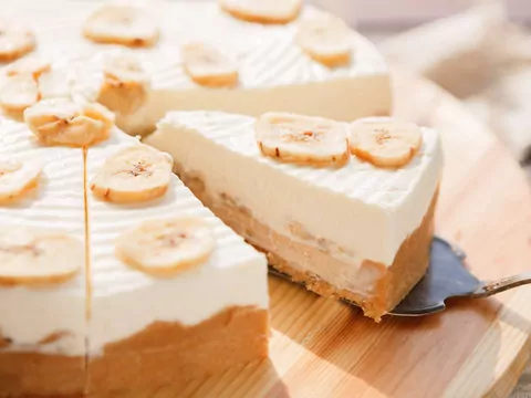 Przepis: Sernik bananowy